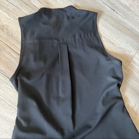 Minkpink Extreme High Low Sleeveless Button Blouse - Picture 6 of 8